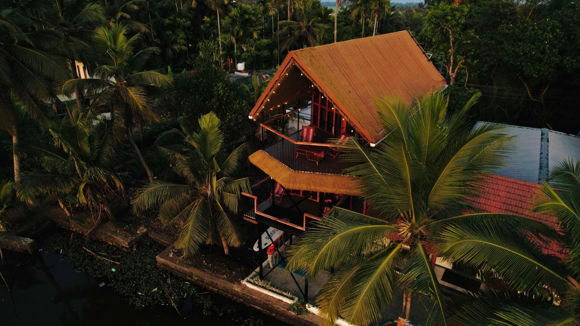 Tulsi Kayal Retreat Apartment Champakulam Exterior photo