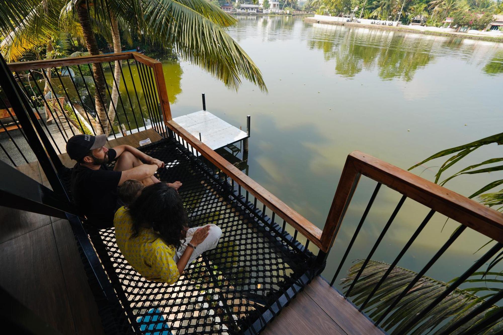 Tulsi Kayal Retreat Apartment Champakulam Exterior photo